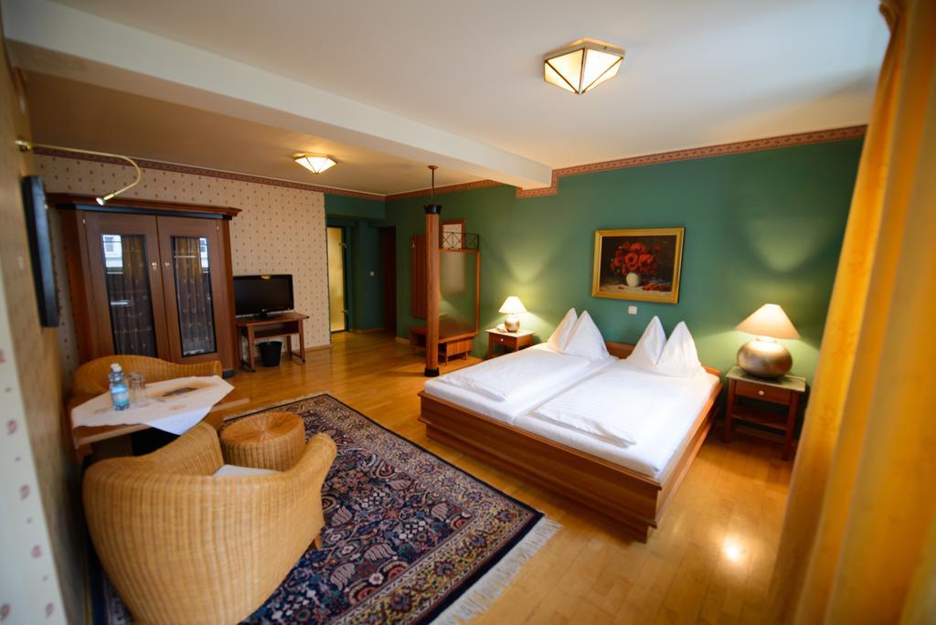 Gasthof Hotel Zweimueller Grieskirchen Cameră foto