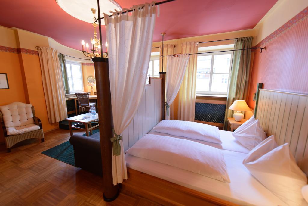 Gasthof Hotel Zweimueller Grieskirchen Cameră foto