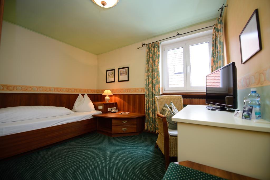 Gasthof Hotel Zweimueller Grieskirchen Cameră foto